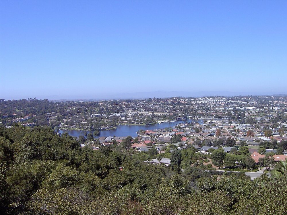 View over Lake San Marcos and the homes of San Marcos, California